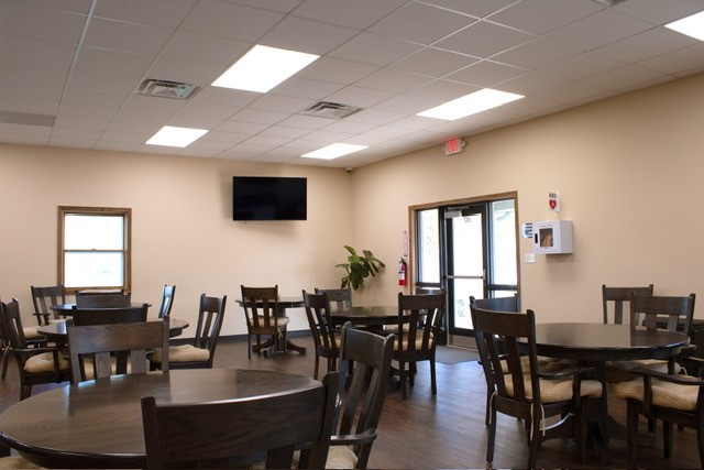 senior center round tables